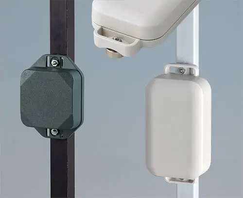 Монтаж корпуса MINI-DATA-BOX и EASYTEC при помощи магнитов
